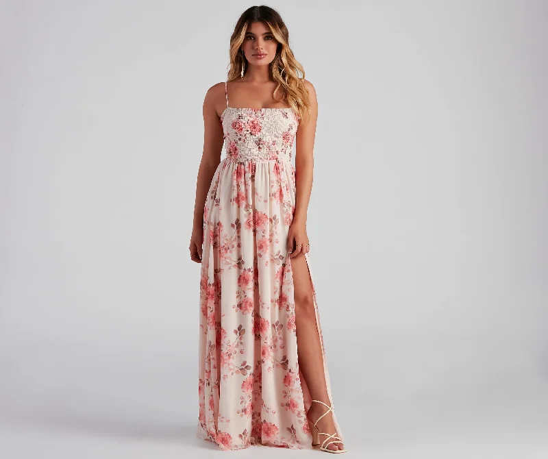 Effortlessly Enchanting Floral Maxi Dress